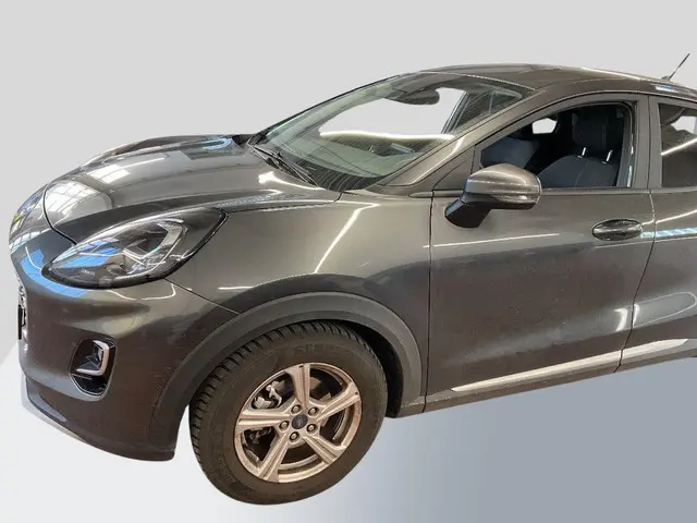 Ford Puma 1.0 EcoBoost Titanium 2023 Hybride Benzine 2