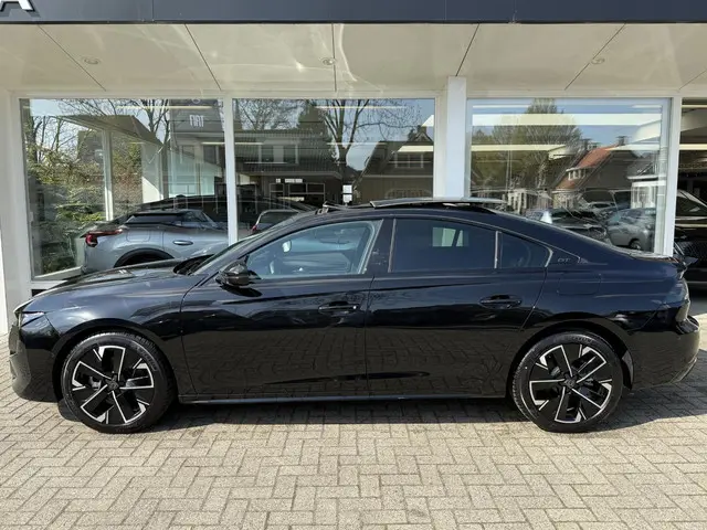 Peugeot 508 1.6 HYbrid 225 GT 2024 Hybride Benzine 3