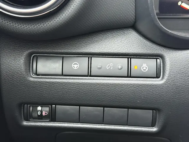 Nissan Juke 1.6 Hybrid N-Sport 2024 Hybride Benzine 23