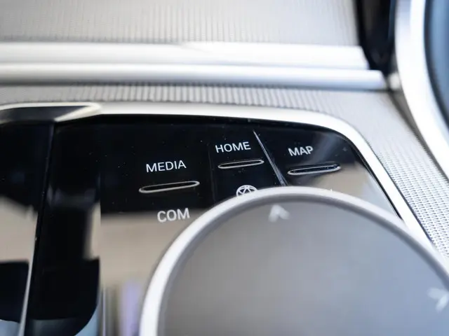 BMW 8 Serie Coupé M850i xDrive 2020 Benzine 34