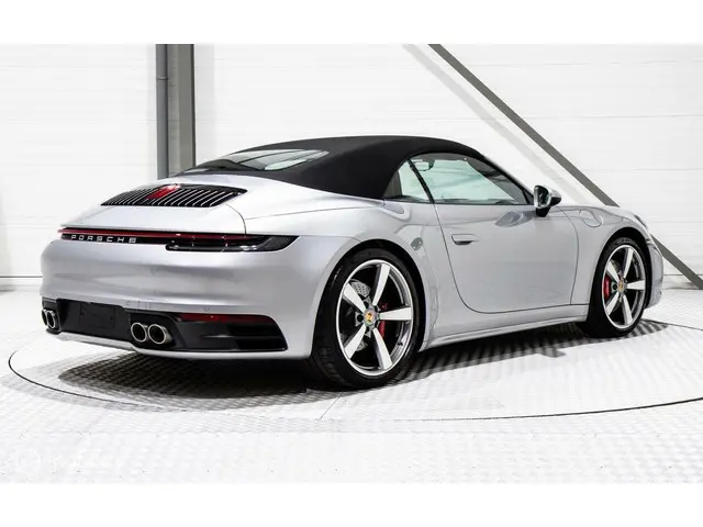 Porsche 911 Cabrio 3.0 Carrera 4 S 2019 Benzine 5
