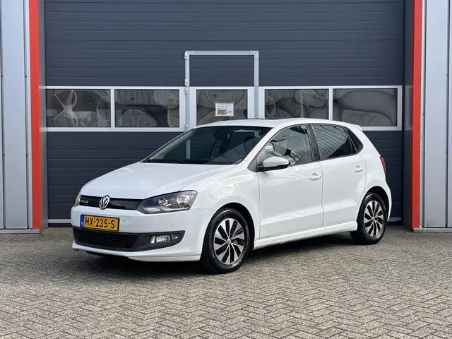 Volkswagen Polo 2