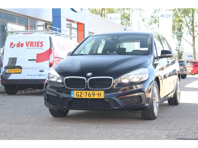 BMW 2 Serie Active Tourer 218i Sport 2015 Benzine 6