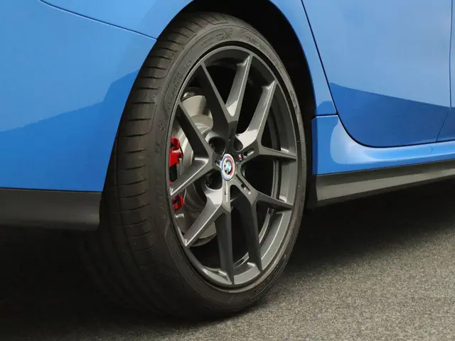 BMW 2 Serie Gran Coupé 218i 2022 Benzine 36
