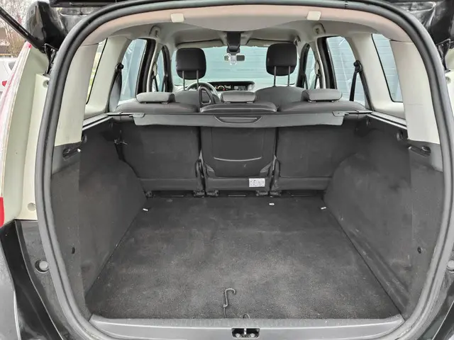 Renault Grand Scénic 1.2 TCe Limited 2015 Benzine 10