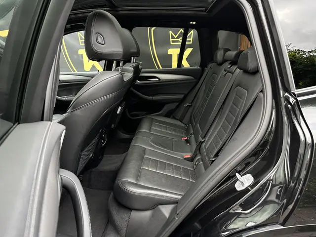 BMW X3 xDrive30i High Executive 2019 Benzine 4