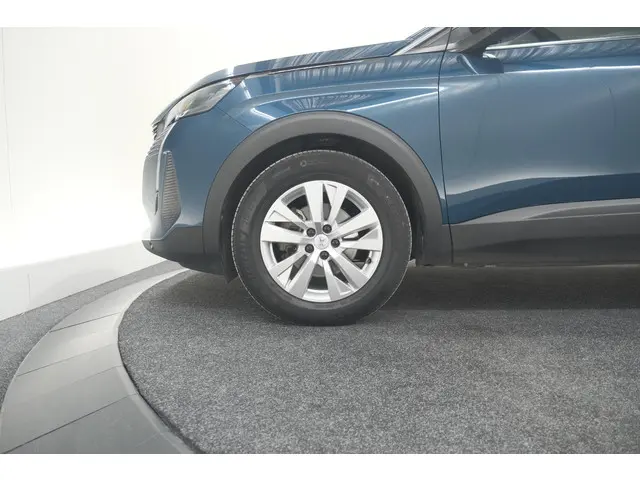 Peugeot 5008 PureTech 130 EAT8 Active Pack 2023 Benzine 18