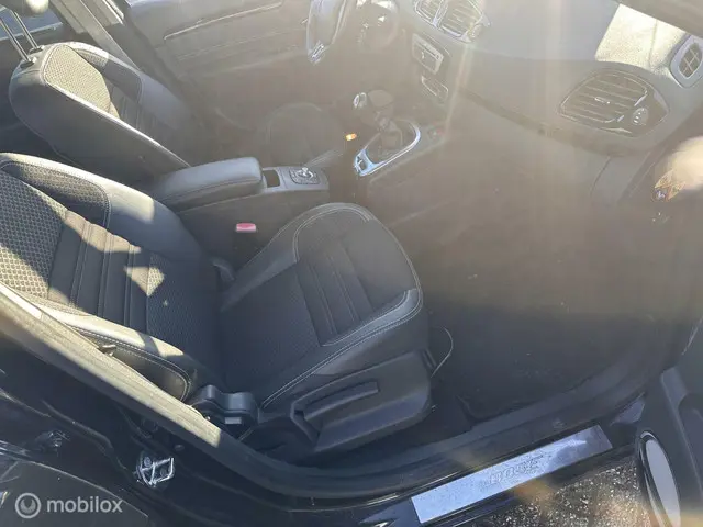 Renault Scénic 1.2 TCe Bose 2014 Benzine 19