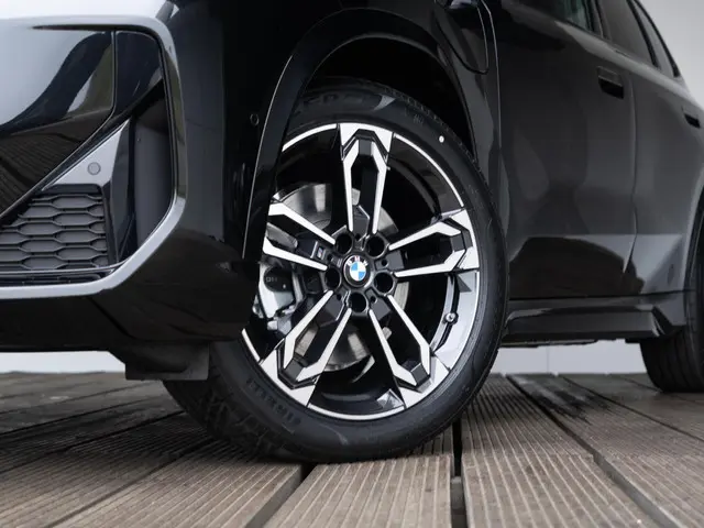 BMW X1 xDrive25e 2026 Hybride Benzine 16