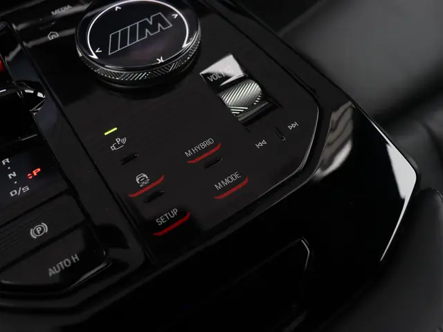 BMW M5 Touring 2025 Hybride Benzine 21