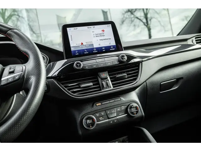 Ford Kuga 2.5 PHEV ST-Line 2022 Hybride Benzine 52