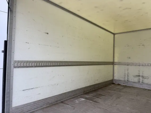 Iveco Daily 35S16 2.3 2021 Diesel 12