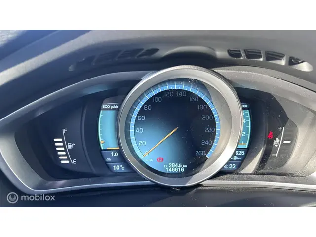 Volvo V40 1.6 T3 Momentum 2014 Benzine 8