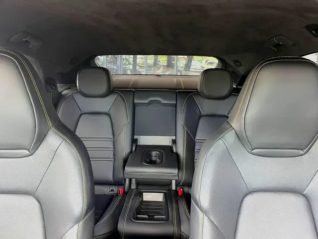 Porsche Cayenne Coupé 4.0 Turbo GT 2023 Benzine 47