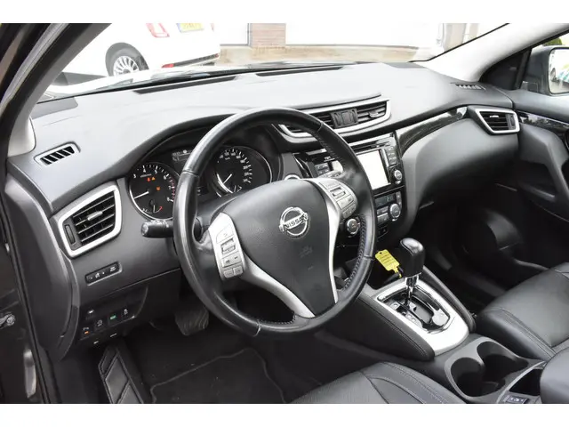 Nissan QASHQAI 1.2 Tekna 2017 Benzine 16
