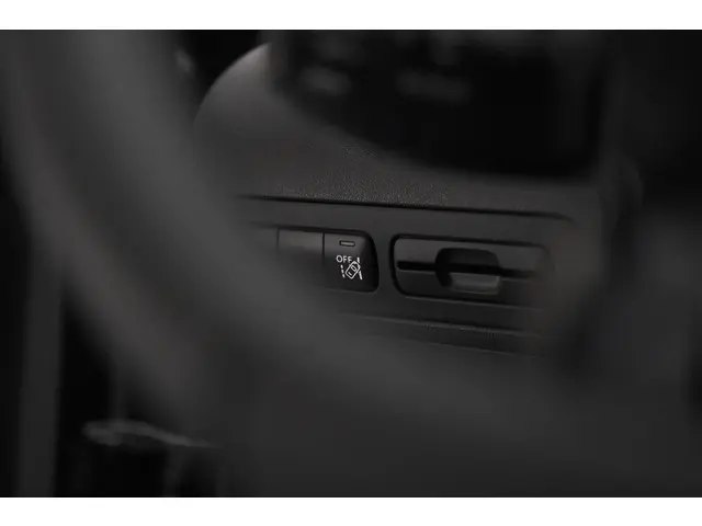 Citroën C3 Aircross PureTech 130 EAT6 Max 2024 Benzine 4