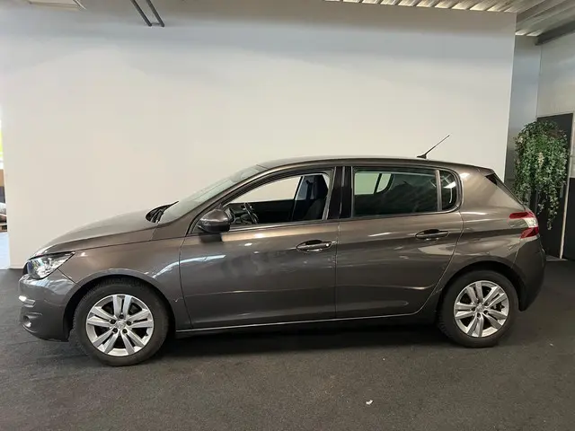 Peugeot 308 1.2 PureTech Active 2015 Benzine 2
