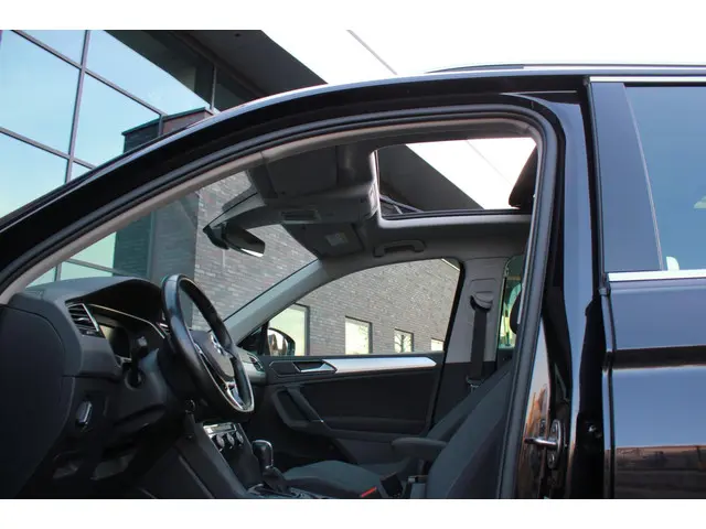 Volkswagen Tiguan 1.4 TSI ACT Highline 2017 Benzine 19