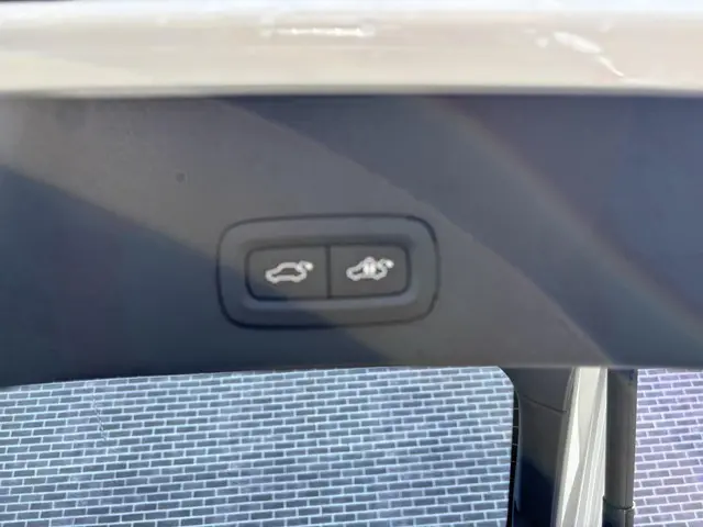 Volvo EC40 Extended Range Plus 2025 Elektrisch 11