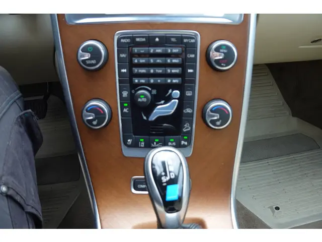 Volvo XC60 3.0 T6 R-Design POLESTAR 2013 Benzine 21