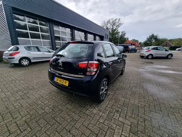 Citroën C3 1.2 PureTech Business 2016 Benzine 10