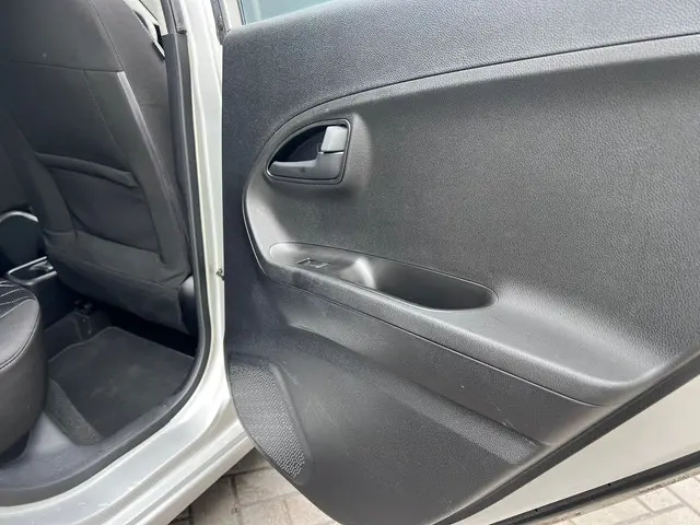 Kia Picanto 1.0 CVVT ISG Comfort Pack 2013 Benzine 35