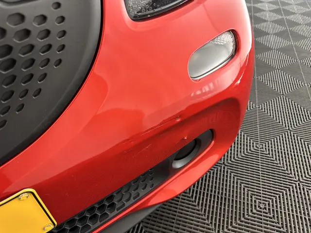 Smart Forfour 1.0 Pure Cool&Audio-Pack 2016 Benzine 31