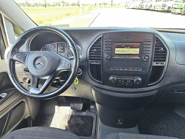 Mercedes-Benz Vito 114 2017 Diesel 8