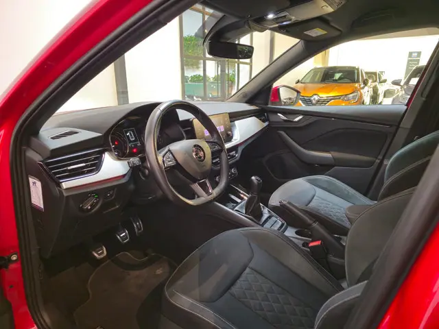 Škoda Kamiq 1.0 TSI Sport Business 2020 Benzine 13
