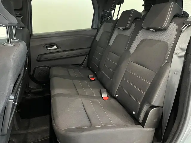 Dacia Jogger 1.0 TCe 110 Extreme 7p. 2023 Benzine 6