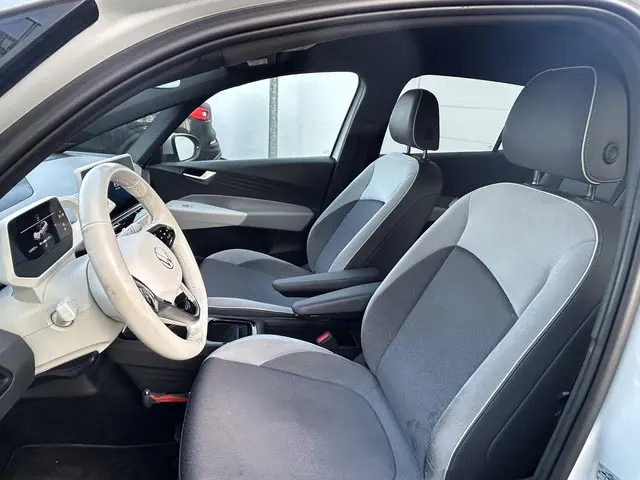 Volkswagen ID.3 First Plus 58 kWh 2020 Elektrisch 8