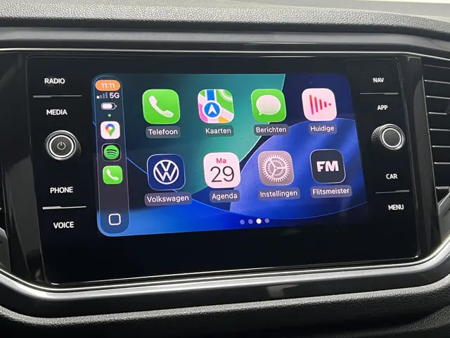 Volkswagen T-Roc 1.5 TSI Sport 2021 Benzine 29