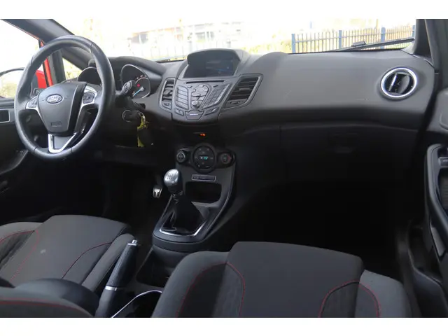 Ford Fiesta 1.0 ECOBOOST ST-LINE 125 PK 2016 Benzine 13