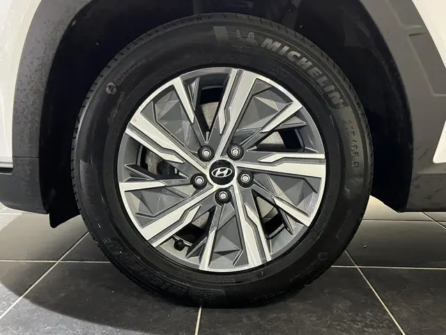 Hyundai Tucson 1.6 T-GDI MHEV i-Motion 2022 Benzine 24