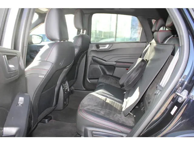 Ford Kuga 2.5 PHEV ST-Line X 2022 Hybride Benzine 29