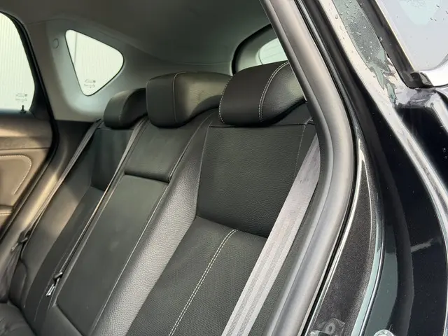 Opel Astra 1.6 Turbo Cosmo 2014 Benzine 12