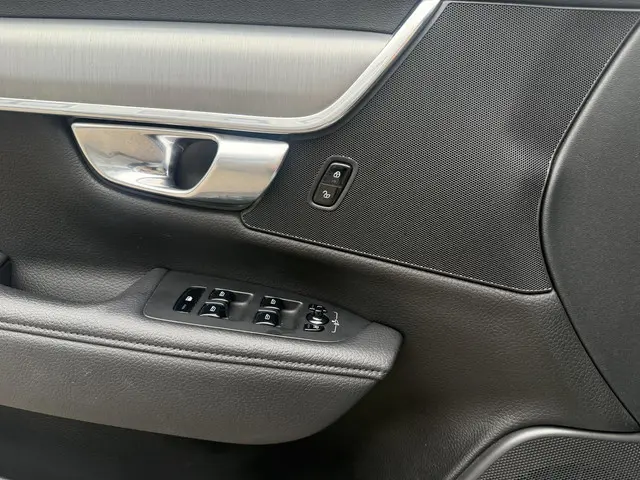 Volvo S90 2.0 T5 2017 Benzine 20