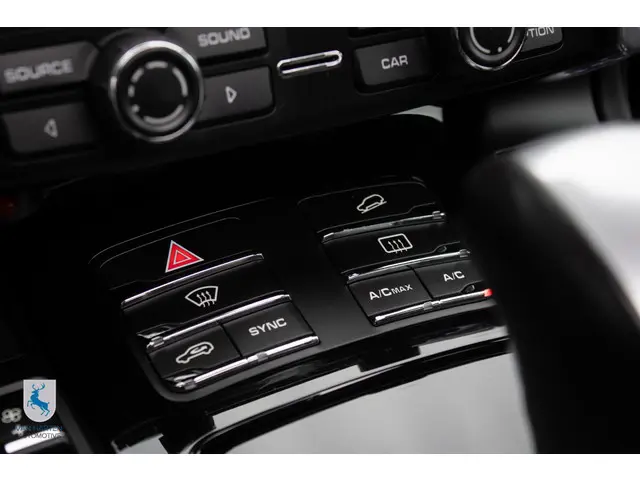 Porsche Cayenne 3.6 S 2015 Benzine 34