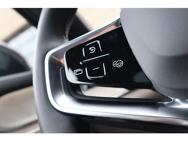 Volvo EX90 Twin Motor Ultra 7p. 111 kWh 2025 Elektrisch 39