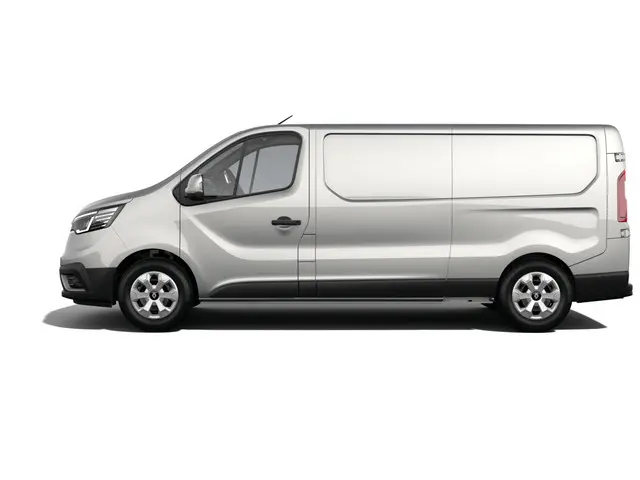 Renault Trafic Advance 2024 Diesel 6