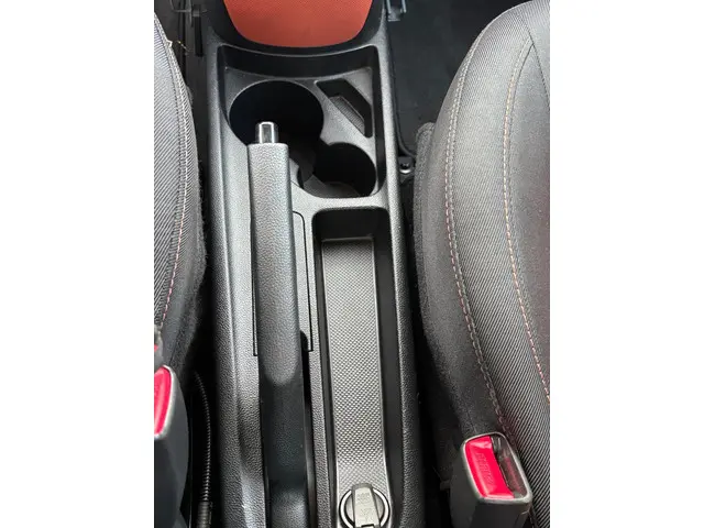 Hyundai i10 1.0i i-Motion Comfort 2016 Benzine 17