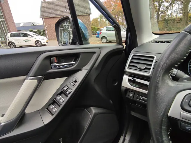 Subaru Forester 2.0 Luxury 2018 Benzine 20