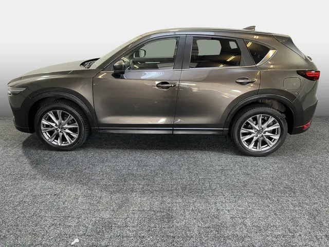 Mazda CX-5 2.5 4WD SkyActiv-G 194 Luxury 2020 Benzine 29