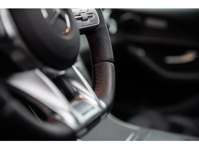 Mercedes-Benz GLC AMG 43 4MATIC Premium 2019 Benzine 59