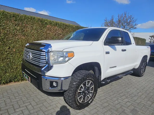 Toyota Tundra 5.7L V8 2015 Benzine