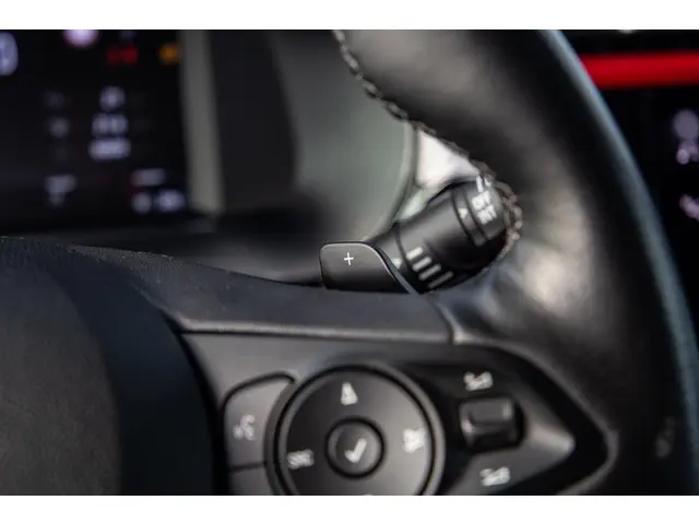 Opel Corsa 1.2 Turbo GS 2022 Benzine 44