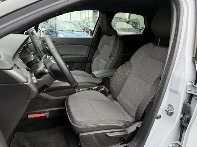 Renault Captur 1.0 TCe 90 techno 2024 Benzine 5