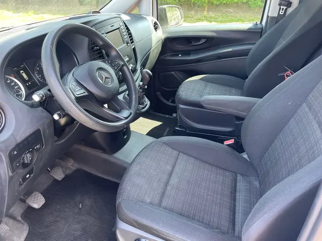 Mercedes-Benz Vito 110 CDI Extra Lang 2020 Diesel 8
