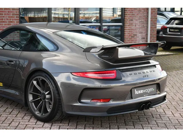Porsche 911 3.8 GT3 2015 Benzine 44
