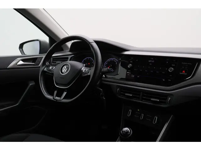 Volkswagen Polo 1.0 TSI Comfortline 2019 Benzine 26